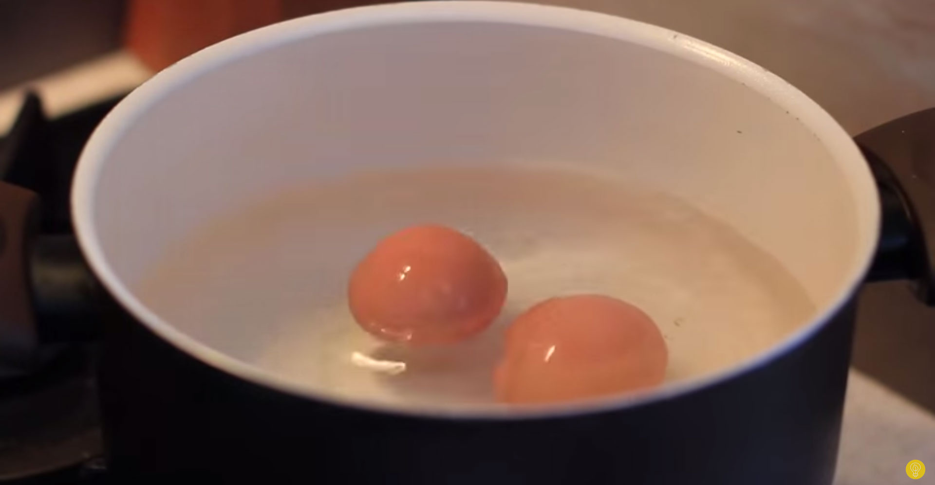 Фото: Варить куриные яйца