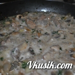 Шаг 3 (Кулинарный рецепт с фото - Тушёная свинина с грибами и рисом.)