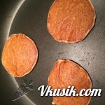 Шаг 11 (Кулинарный рецепт с фото - Геркулесовые яблочно - мандариновые блинчики)